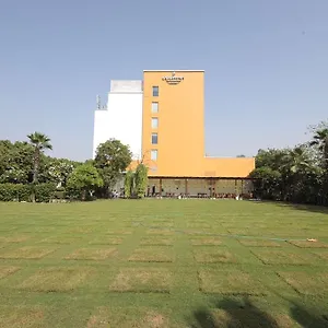 4* Hotel Country & By Radisson, Gurugram Sohna Road